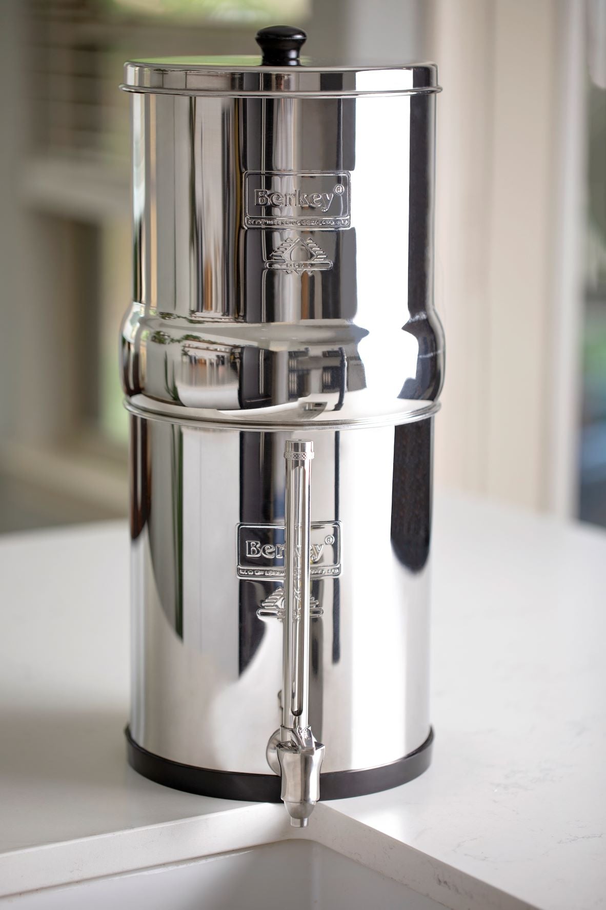 Big Berkey Water Filter with Stainless Steel Water View Spigot